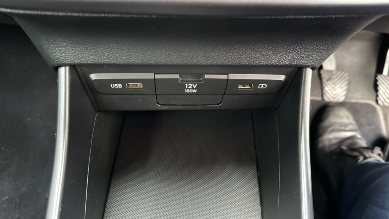 Hyundai i20 1.0T GDi 48V MHD SE Connect 5dr Petrol Hatchback